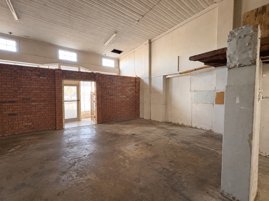 Commercial Property for Sale in Vincent Eastern Cape